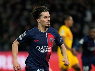 Futbalista PSG Vitinha.