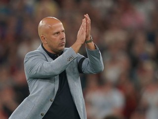 Tréner Liverpoolu Arne Slot.