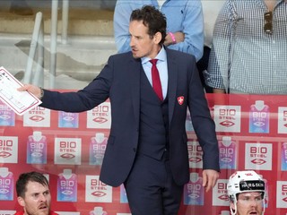 Tréner švajčiarskej hokejovej reprezentácie Patrick Fischer.