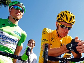 Peter Sagan (vľavo) a Bradley Wiggins počas Tour de France 2012. 