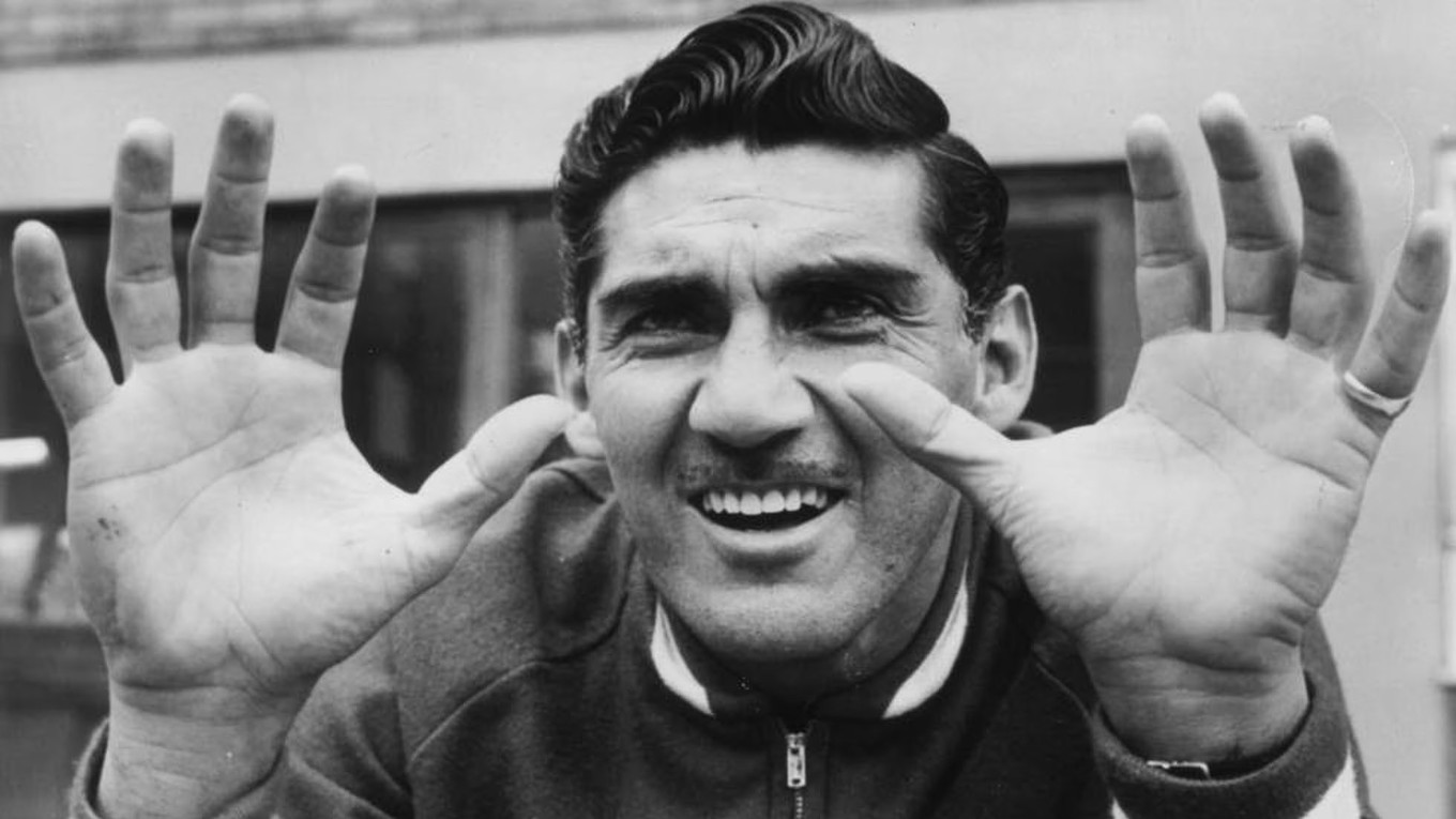 Antonio "Tota" Carbajal.