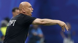 Tréner egyptskej futbalovej reprezentácie Hossam Hassan
