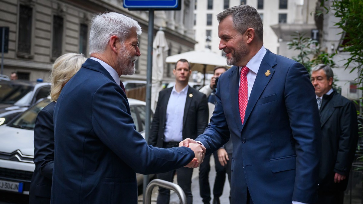 Český prezident spomínal na bitky proti Sovietom, slovenský chcel byť krasokorčuliar