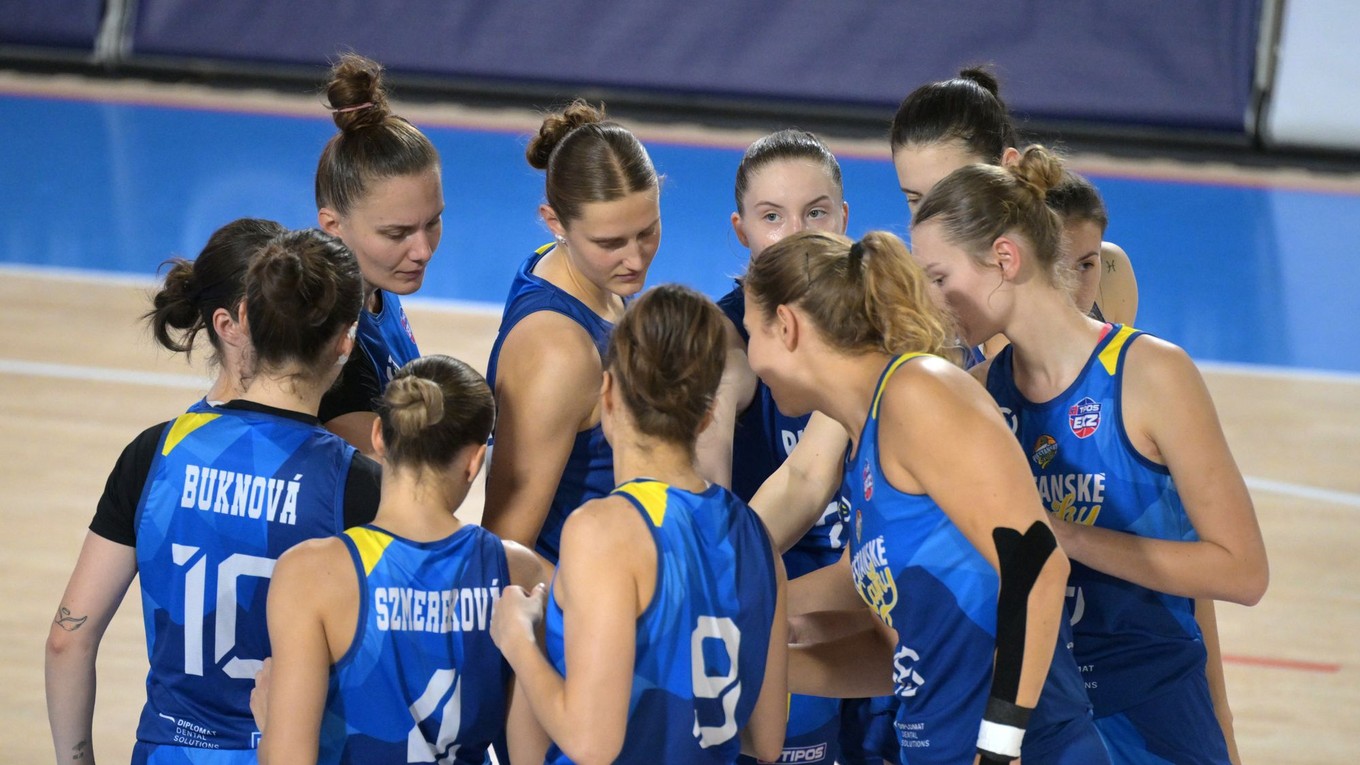 Basketbaliskty Piešťanských Čajok.
