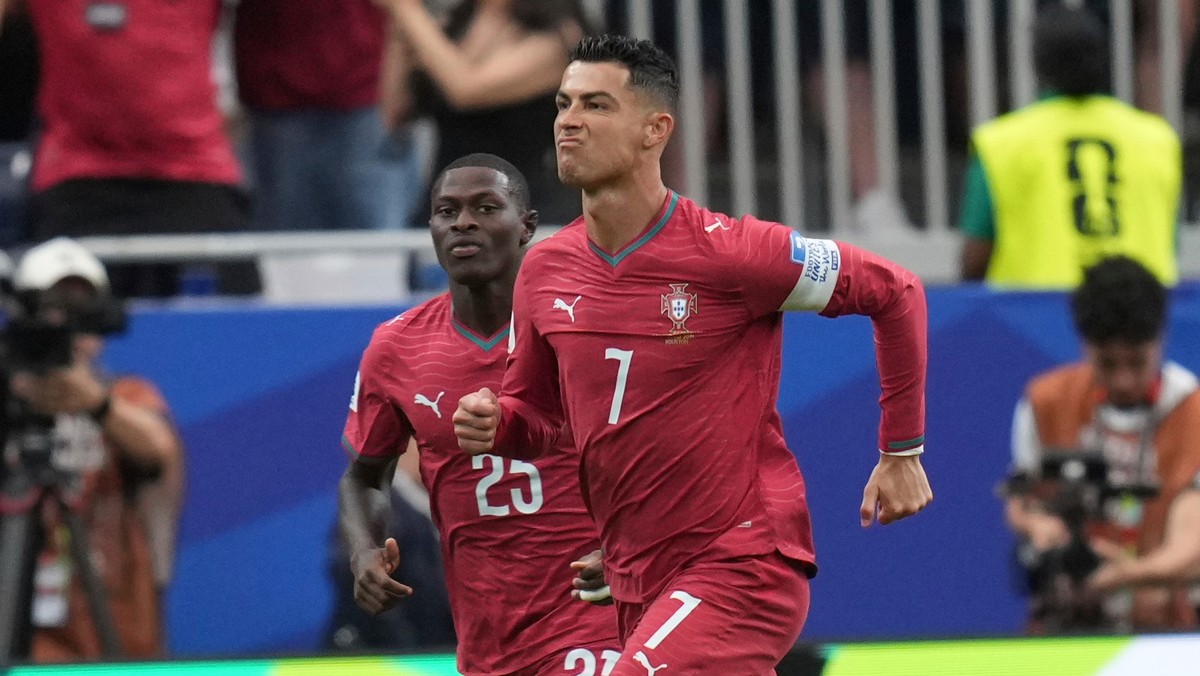 Cristiano Ronaldo oslavuje gól v zápase Portugalsko - Uzbekistan na MS vo futbale 2026. 