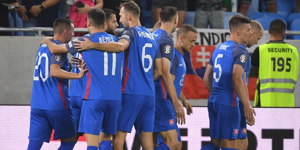 VIDEO: Hancko sa zapísal do histórie. Slováci dali za šesť minút tri góly!