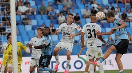 Na snímke vpravo Alexej Maroš (Slovan) dáva gól na 2:0 počas zápasu 4. kola futbalovej Niké Ligy ŠK Slovan Bratislava - MFK Ružomberok.