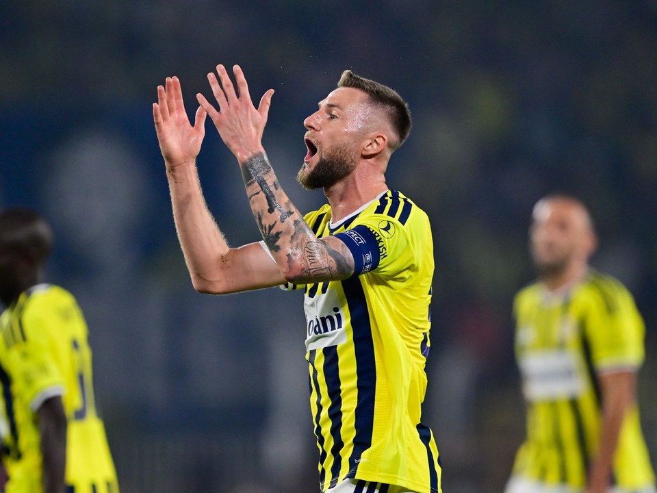 Slovenský hráč Fenerbahce Milan Škriniar.
