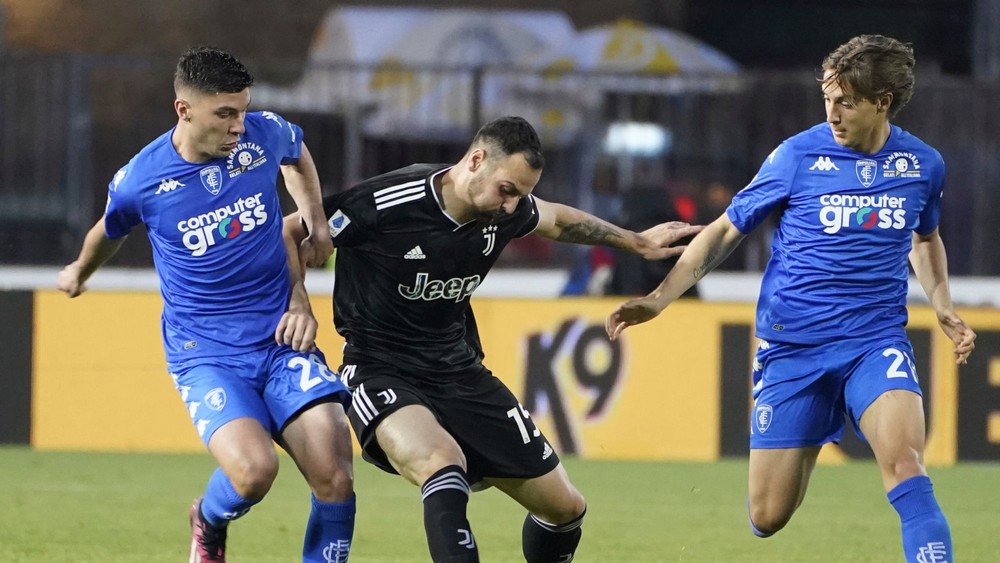 Juventusu sa vzďaľuje Liga majstrov, po odobratí bodov prehral v Empoli