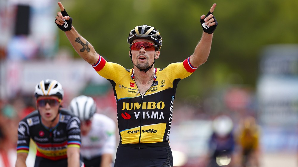 Roglič v priamom súboji favoritov zdolal Evenepoela, Vuelta má nového lídra