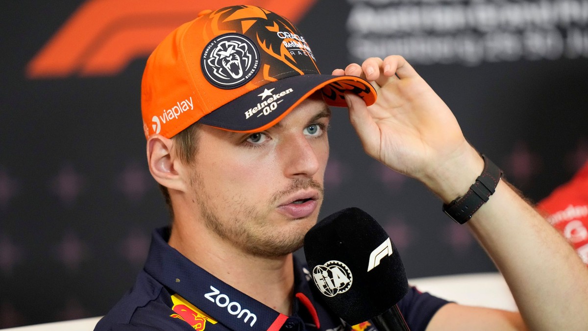 Verstappen bol potrestaný za nadávanie, musí absolvovať verejnoprospešné práce