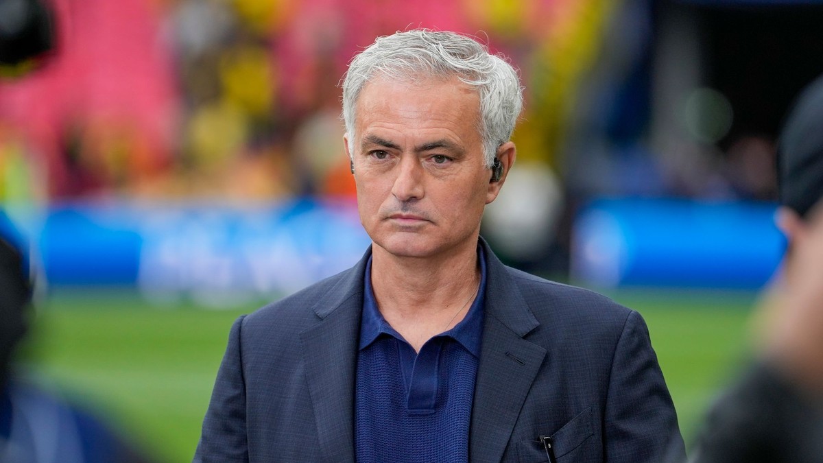 José Mourinho sa stal trénerom tureckého klubu Fenerbahce Istanbul