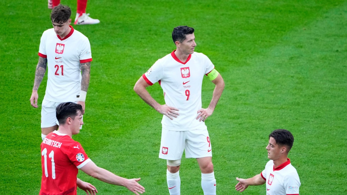 Diskusia: EURO 2024: Poľsko je prvým nepostupujúcim tímom, nepomohol ani Lewandowski | SPORTNET