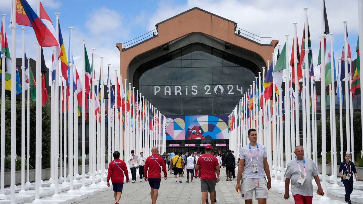 V parížskej dedine postretla Slovákov nepríjemnosť, odskákal si to vedúci výpravy