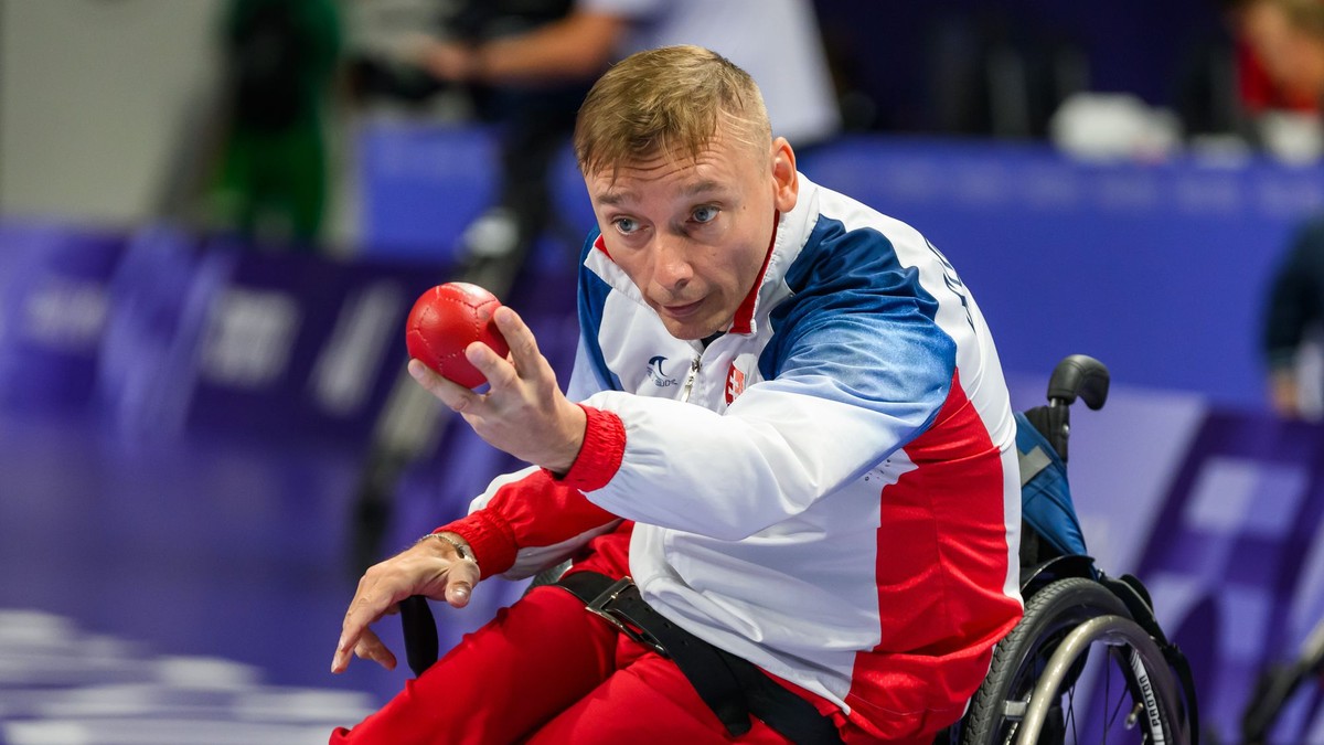 Paralympiáda 2024 Róbert Mezík postúpil v boccii do štvrťfinále