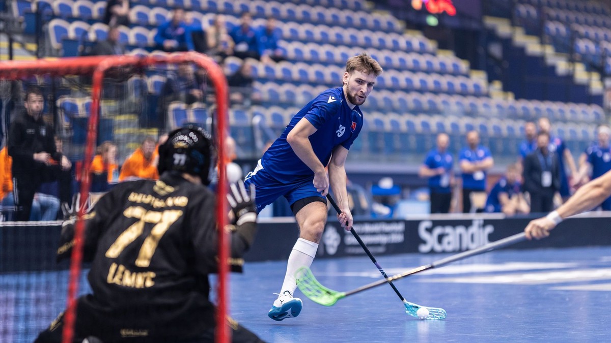 Floorball World Cup: Slovakia Troubled Favorite in Final Duel