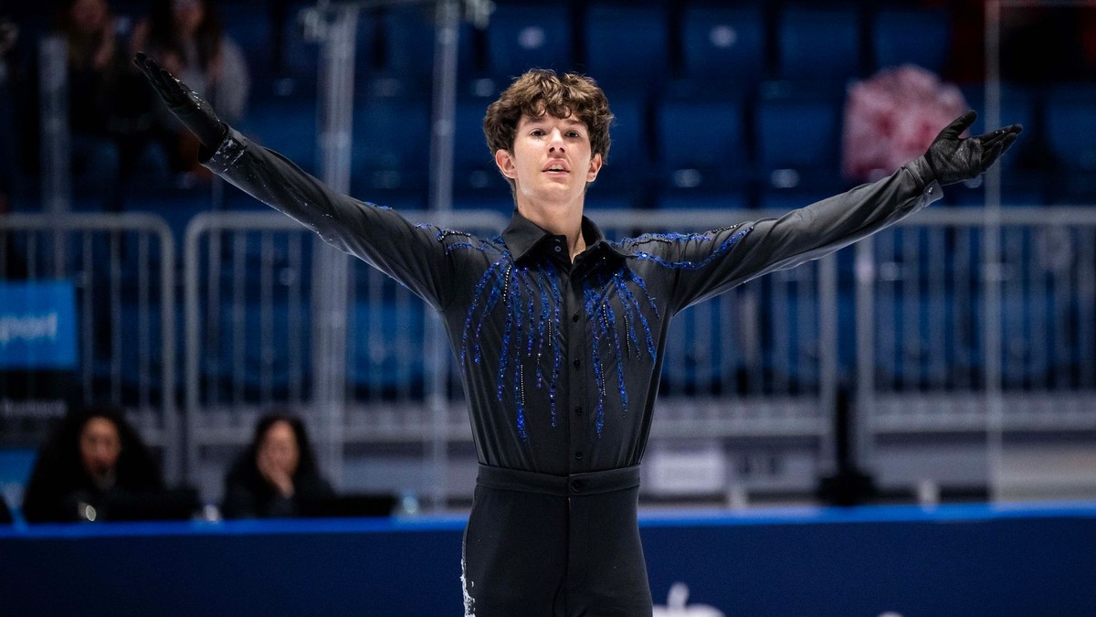 Sabovčík už nie je sám. Adam Hagara skočil v súťaži štvoritý tulup