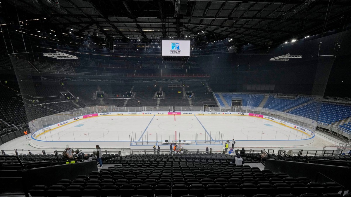 Nie je dokončená ani hlavná šatňa, v exteriéri sú diery. Test olympijskej haly vzbudzuje reakcie