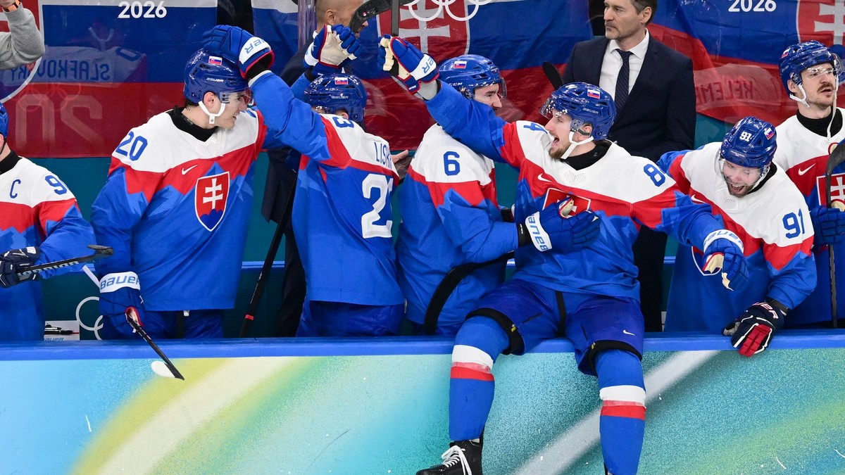 Českí experti si zamenili slovenské hokejky za české. Skvele zladený orchester, chvália výkon