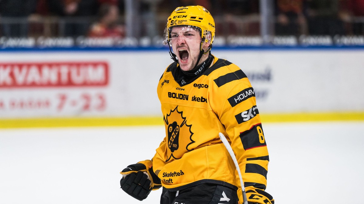 Švédsky tím stratil zlato. Okuliar dobre zarobí aj na farme, má šancu dostať sa do NHL?