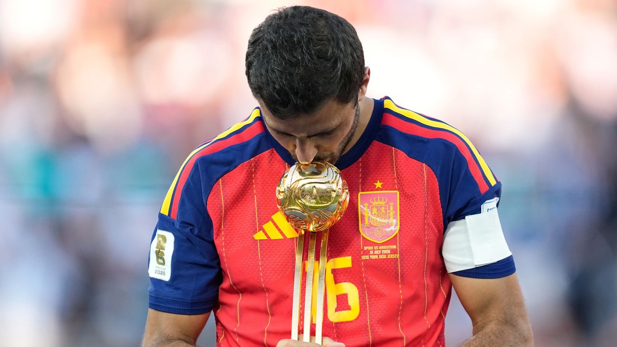 Prepustili mu aj číslo. Rodri sa stal oficiálne hráčom Barcelony