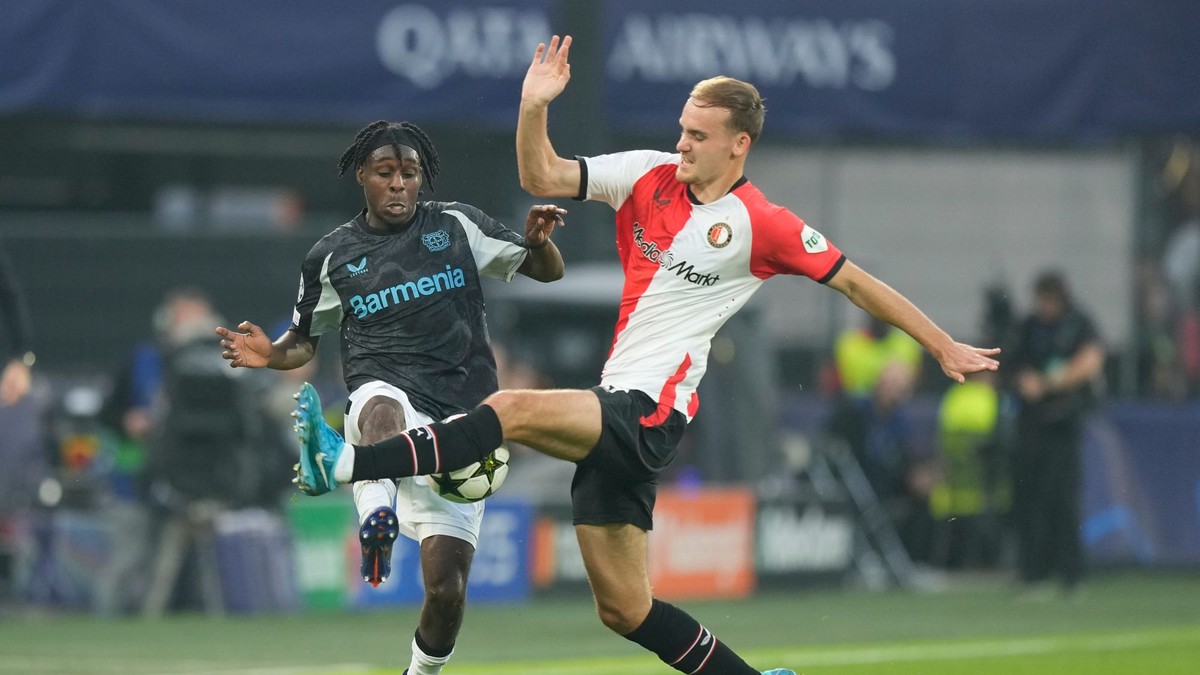 Fotka zo zápasu Feyenoord Rotterdam - Bayer Leverkusen.