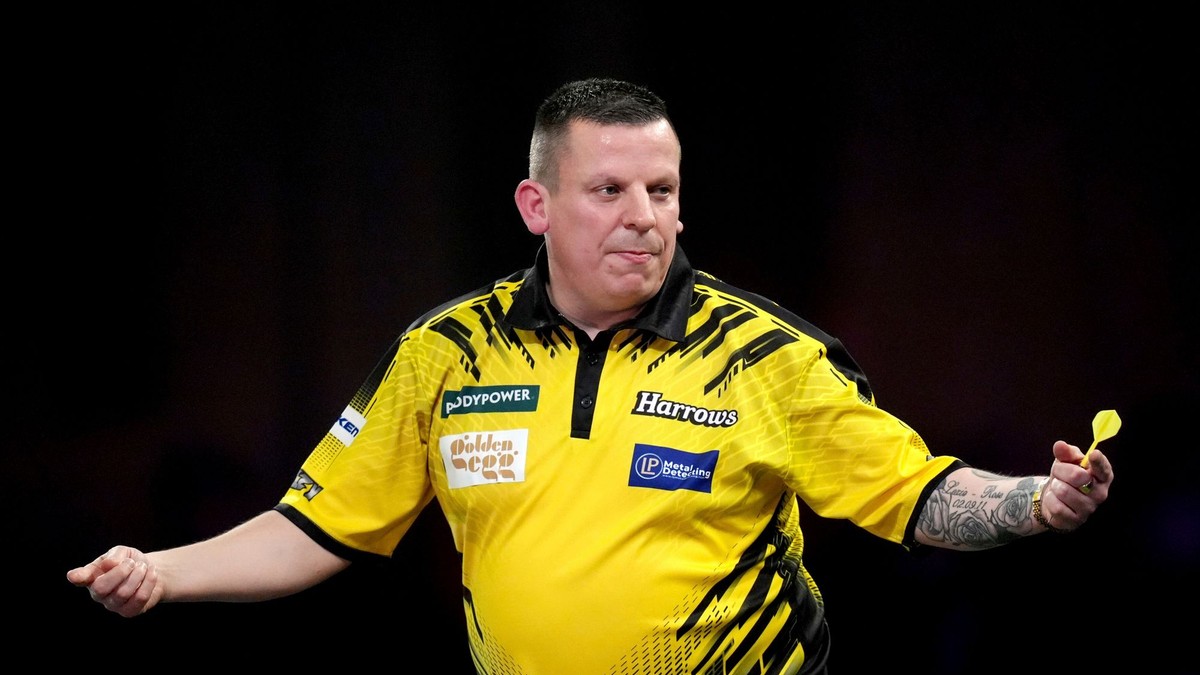 Dave Chisnall.