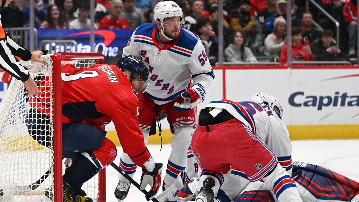 Alexander Ovečkin v zápase NHL Washington Capitals - New York Rangers.