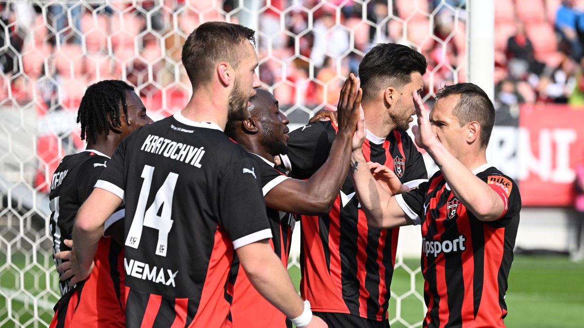 Futbalisti Spartak Trnava.