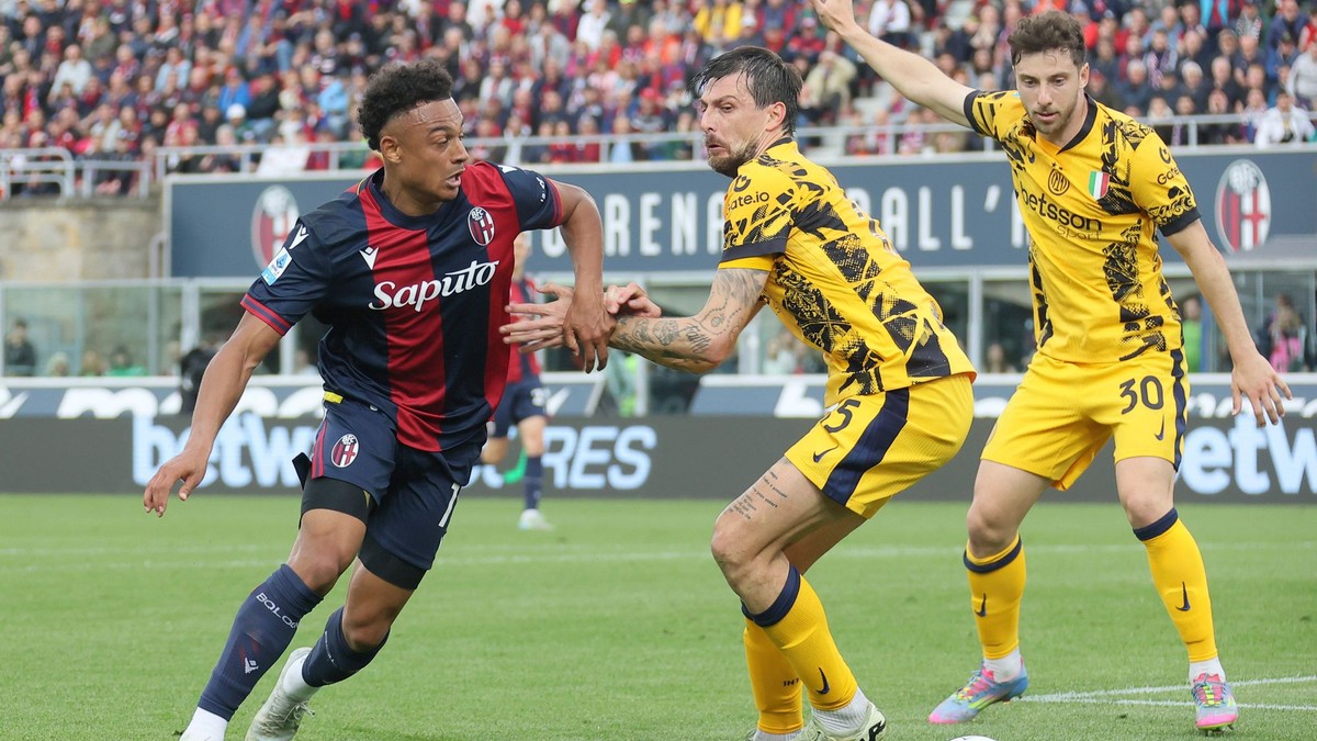 Fotka zo zápasu FC Bologna - Inter Miláno.