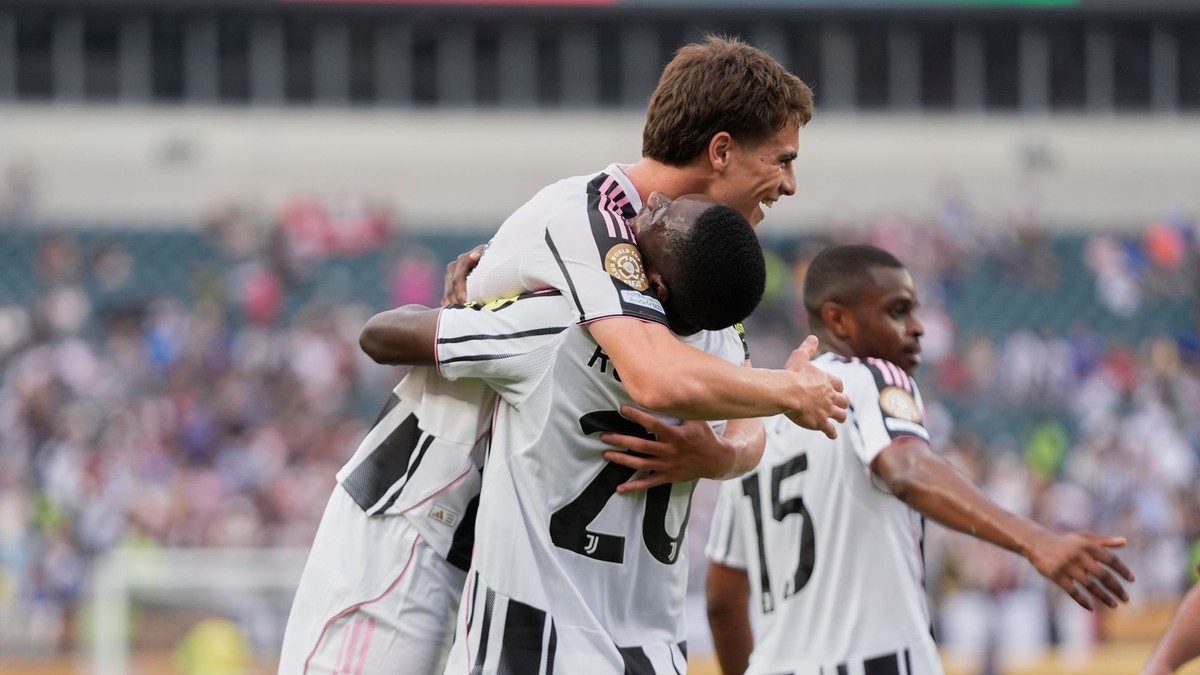 Juventus oslavuje gól. 