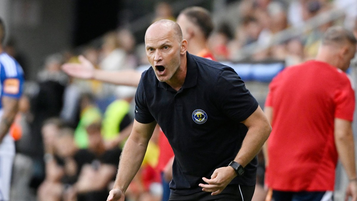 Tréner Michaloviec Anton Šoltis.