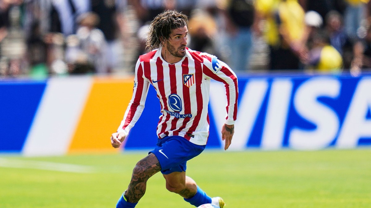 Rodrigo De Paul v drese Atlética Madrid.