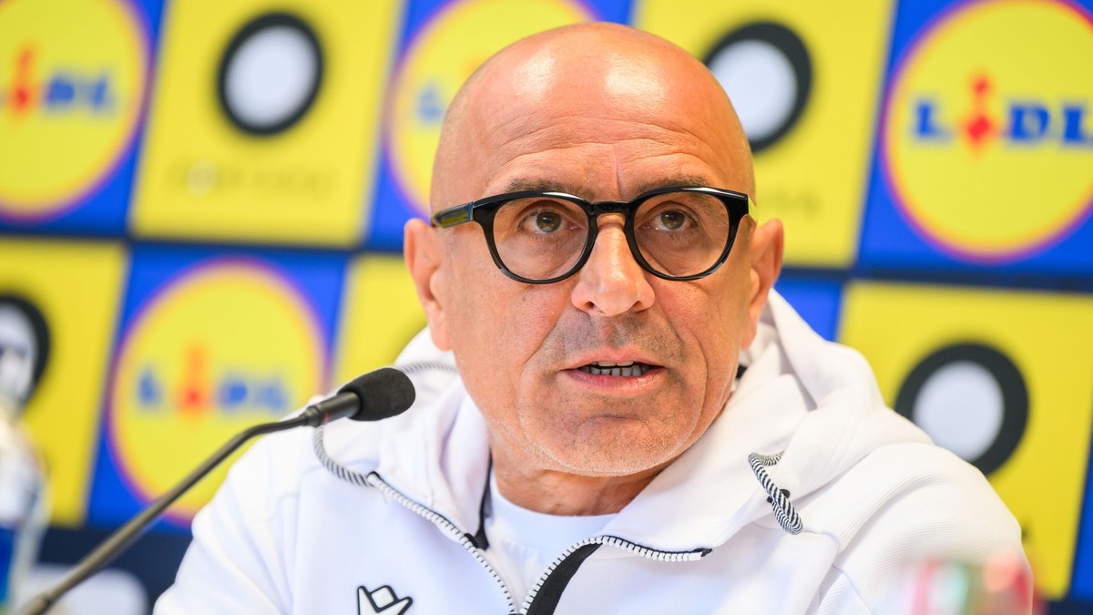 Na snímke tréner slovenskej futbalovej reprezentácie Francesco Calzona.