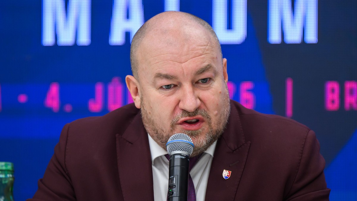 Na snímke minister cestovného ruchu a športu SR Rudolf Huliak.