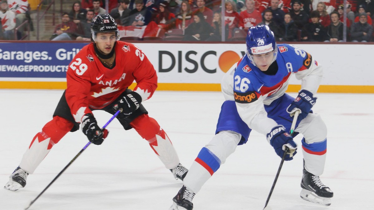 Fotka zo zápasu Slovensko - Kanada na MS v hokeji hráčov do 20 rokov 2026.