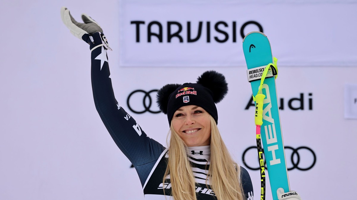 Lindsey Vonnová oslavuje pódiové umiestnenie.