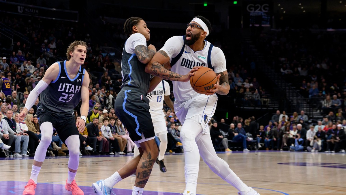 Anthony Davis v zápase proti Utahu.