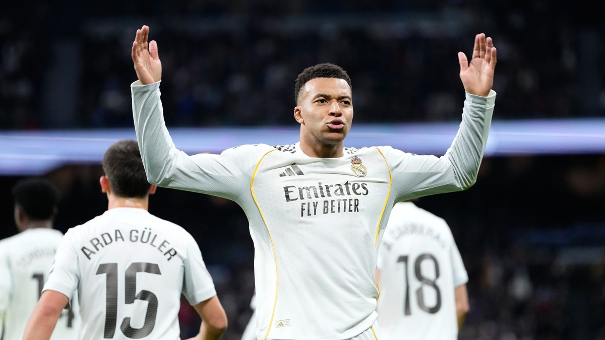 Kylian Mbappé sa teší z gólu.