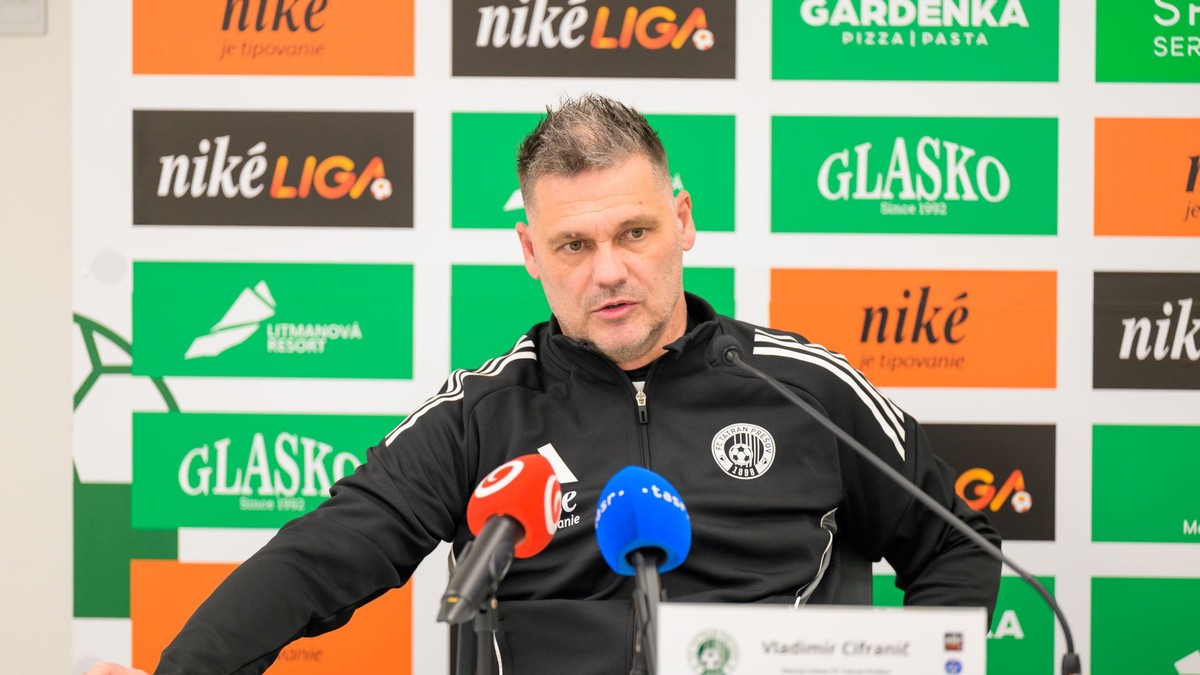 Tréner FC Tatrana Prešov Vladimír Cifranič počas tlačovej konferencie pred začiatkom jarnej časti Niké ligy.