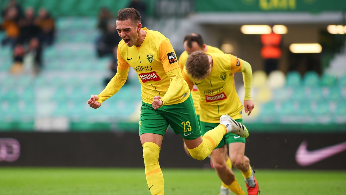 Michal Faško sa raduje z gólu v zápase 19. kola futbalovej Niké ligy medzi MŠK Žilina - KFC Komárno. 