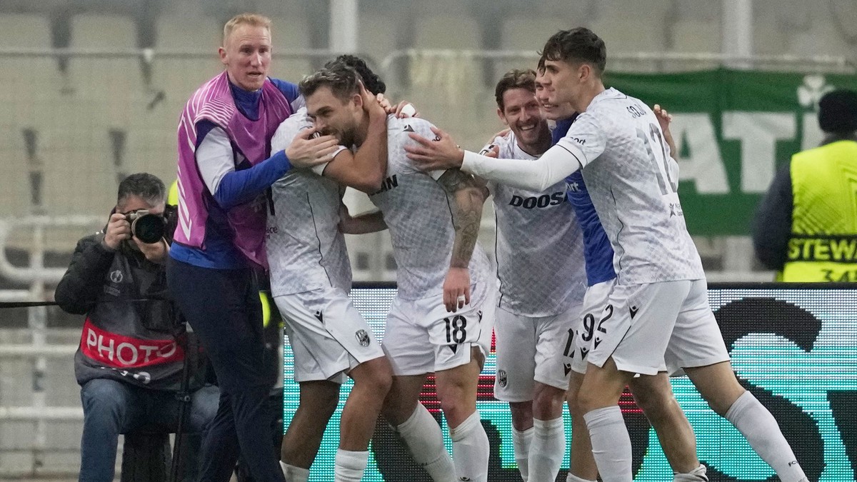 Hráči Viktorie sa radujú z gólu