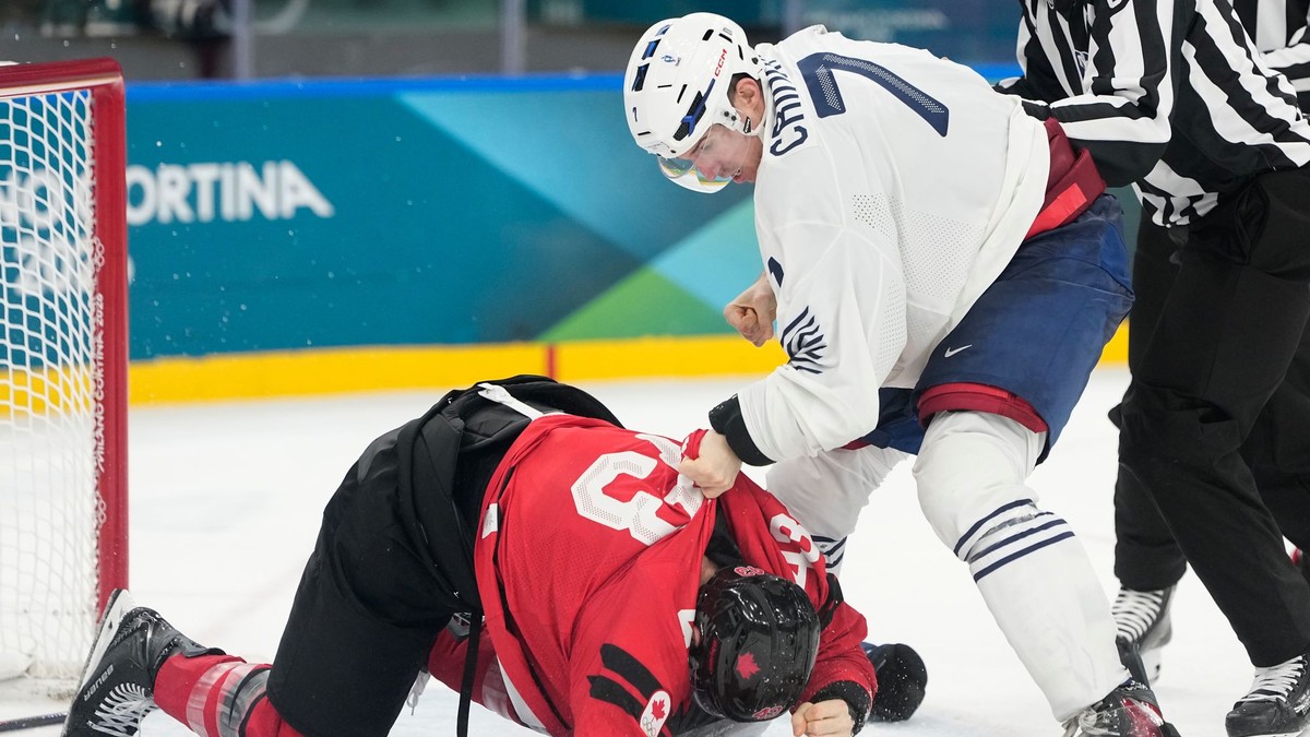 Bitka Pierra Crinona s Kanaďanom Tomom Wilsonom.