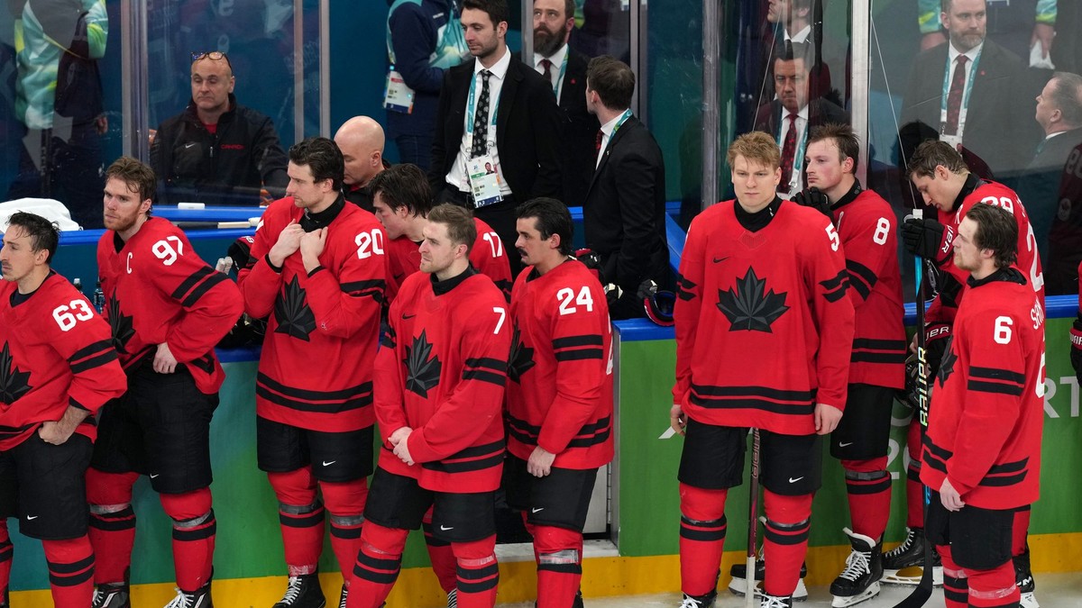 Smutní kanadskí hokejisti