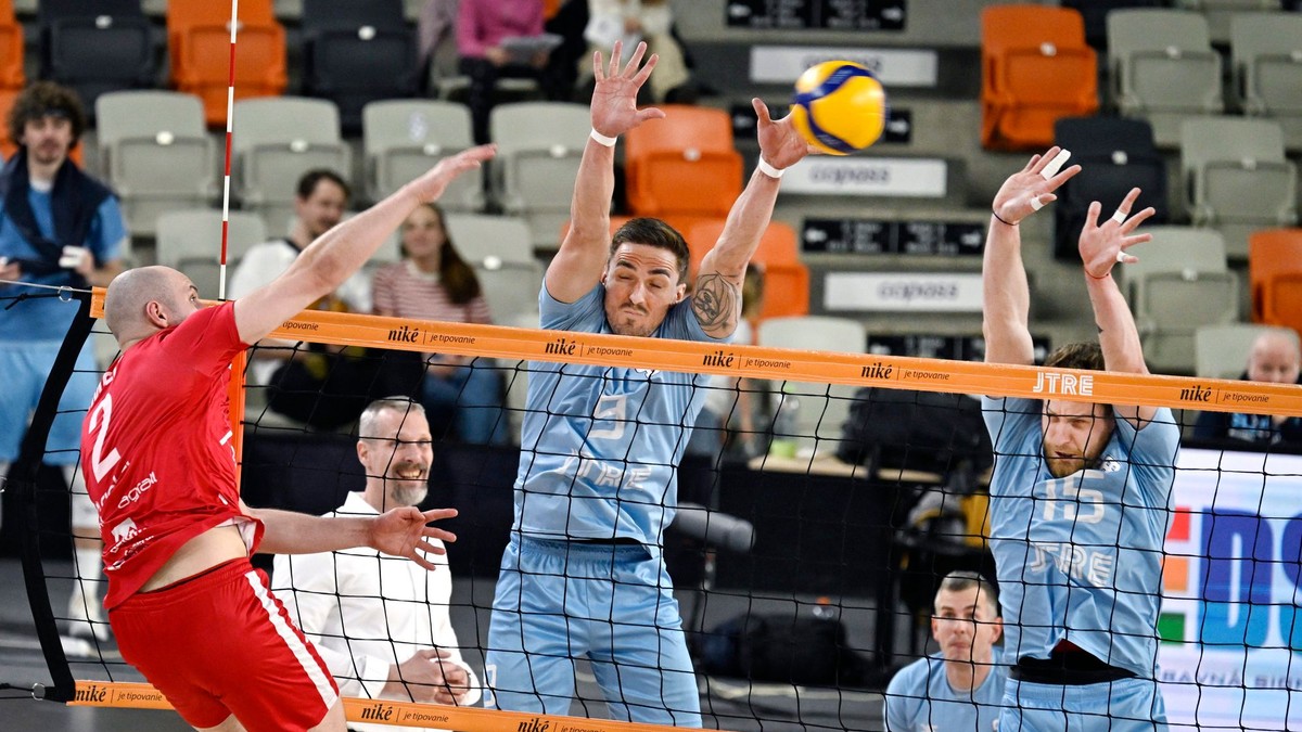 Fotka zo zápasu VK Slovan Bratislava - RIEKER UJS Komárno.