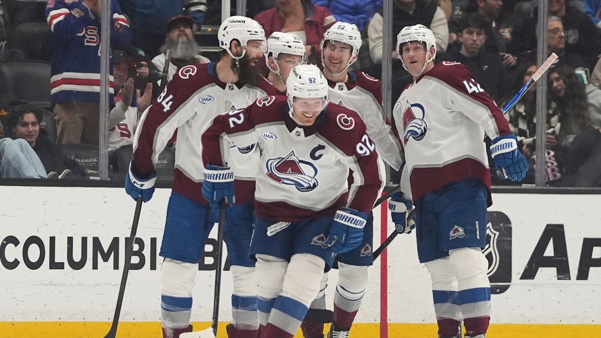 Gabriel Landeskog v zápase NHL.