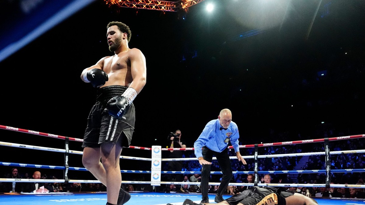 Moses Itauma a Jermaine Franklin.