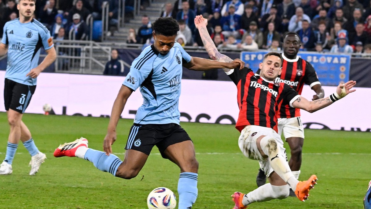 Fotka zo zápasu Slovan - Trnava.