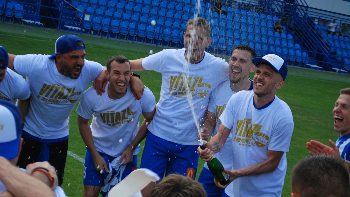 Postupová radosť hráčov FC Nitra.