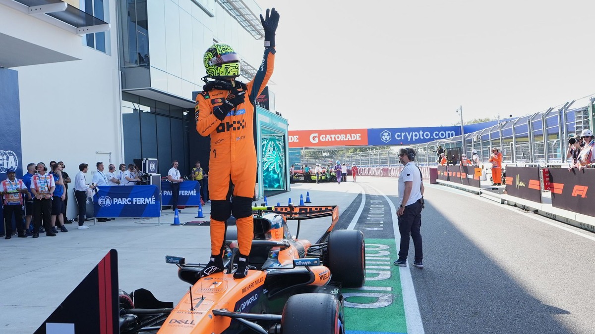 Lando Norris na McLarene ovládol šprintovú kvalifikáciu v Miami.
